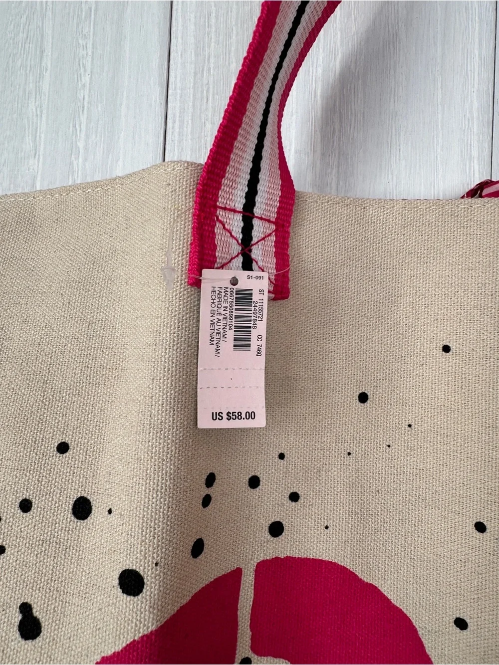 Victoria’s Secret Cream LOVE Graphic Tote Bag – Pink & Red